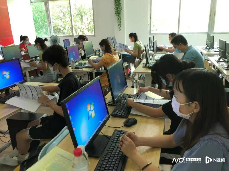 巾幗在行動(dòng)、服務(wù)促發(fā)展 松崗開展賦能企業(yè)員工基礎(chǔ)軟件技術(shù)服務(wù)技能培訓(xùn)